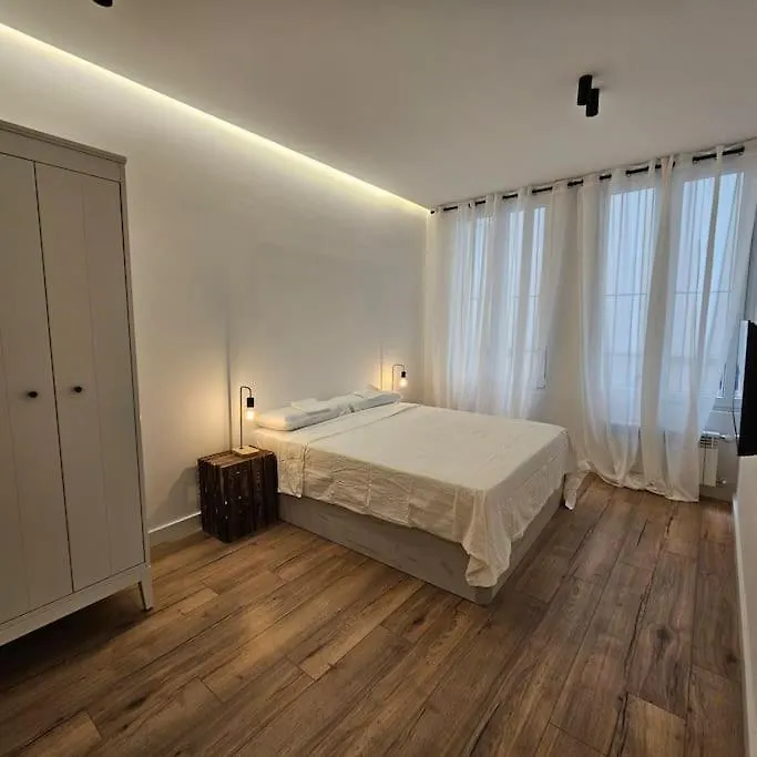 Moderno Apartamento Centrico Para 8 Personas Μπιλμπάο 0*,