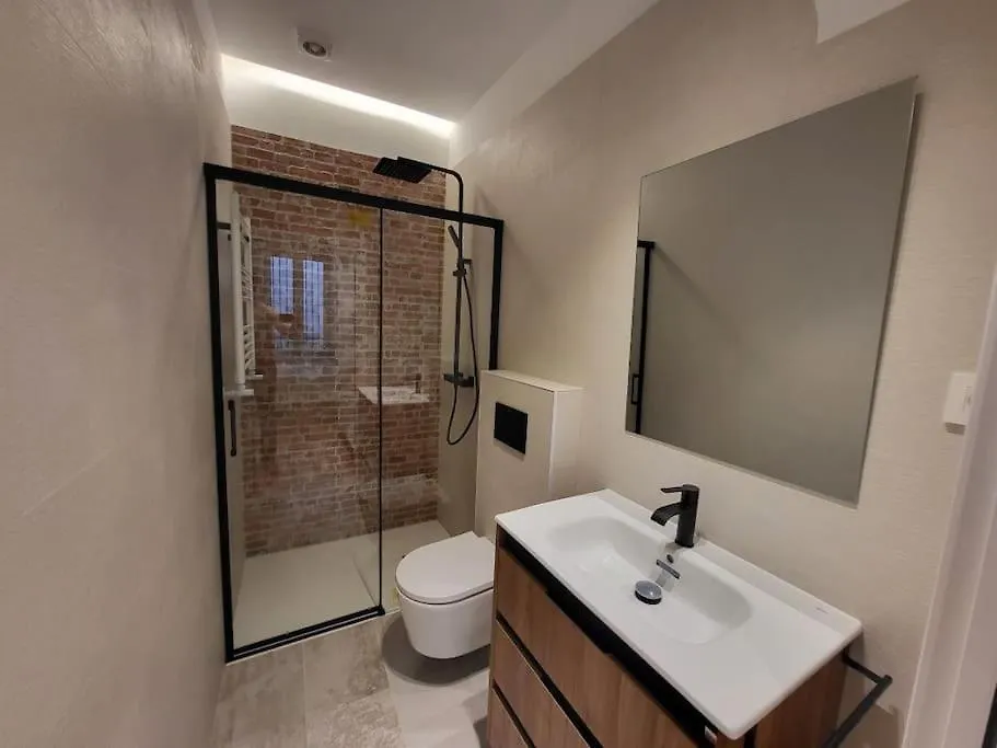 Διαμέρισμα Moderno Apartamento Centrico Para 8 Personas Μπιλμπάο