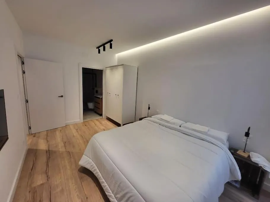 Moderno Apartamento Centrico Para 8 Personas Μπιλμπάο 0*,